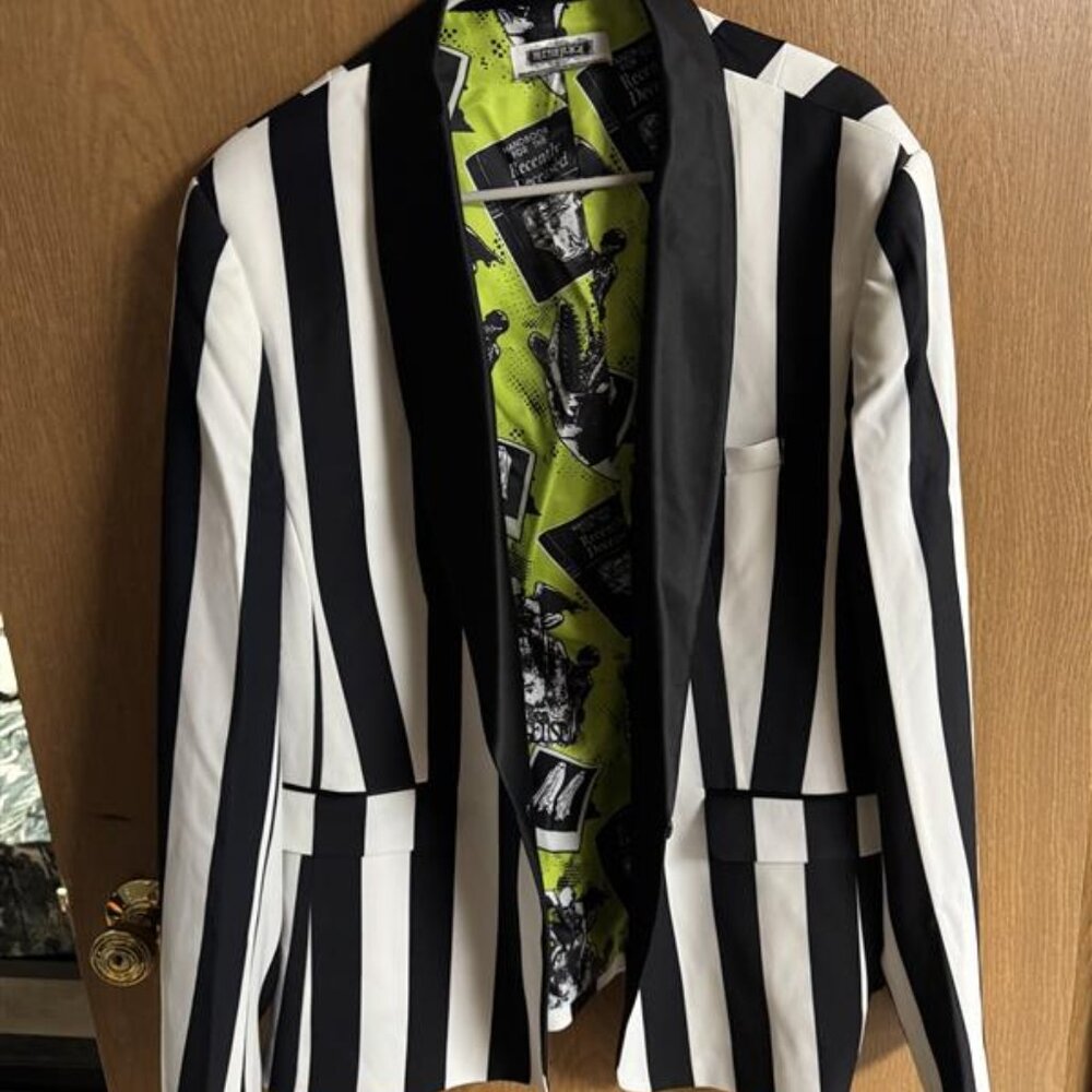 Women's Beetlejuice Suit Blazer
